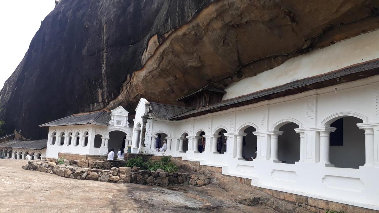Granwin Hotel & Restaurant Dambulla Luaran gambar